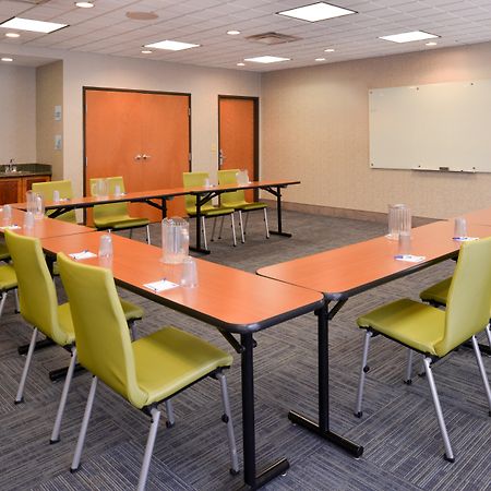 Holiday Inn Express Mineral Wells By Ihg Parkersburg Eksteriør bilde