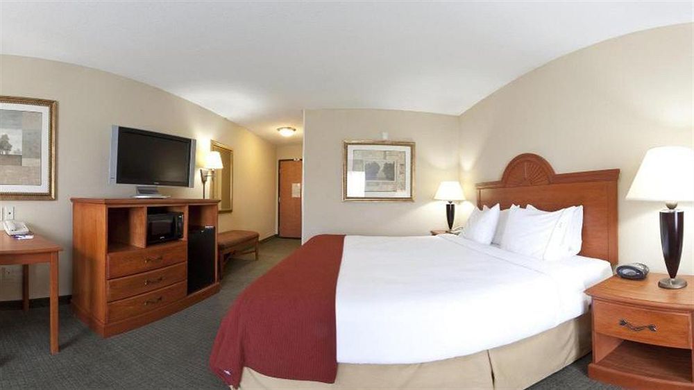 Holiday Inn Express Mineral Wells By Ihg Parkersburg Eksteriør bilde