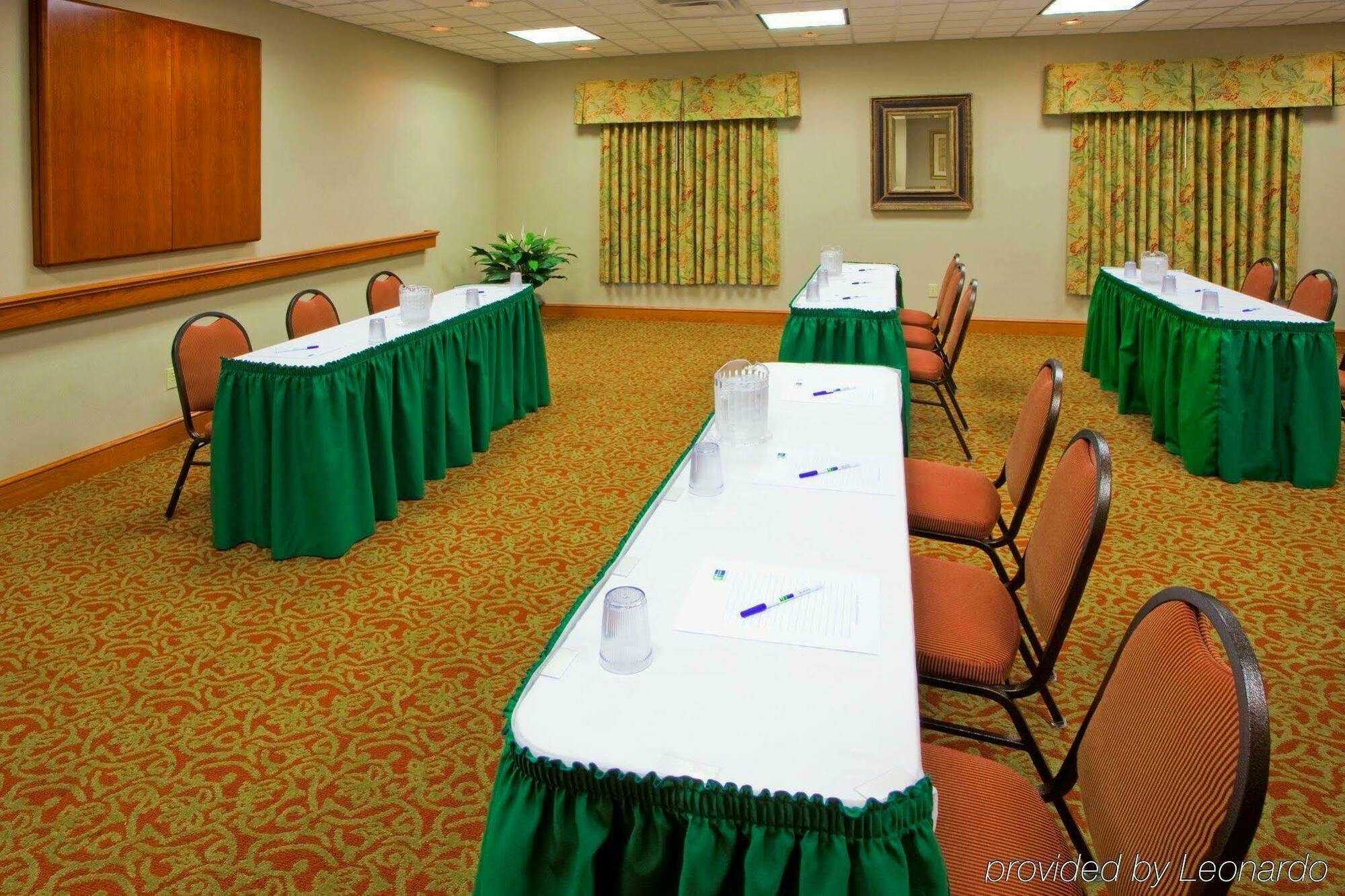 Holiday Inn Express Mineral Wells By Ihg Parkersburg Eksteriør bilde